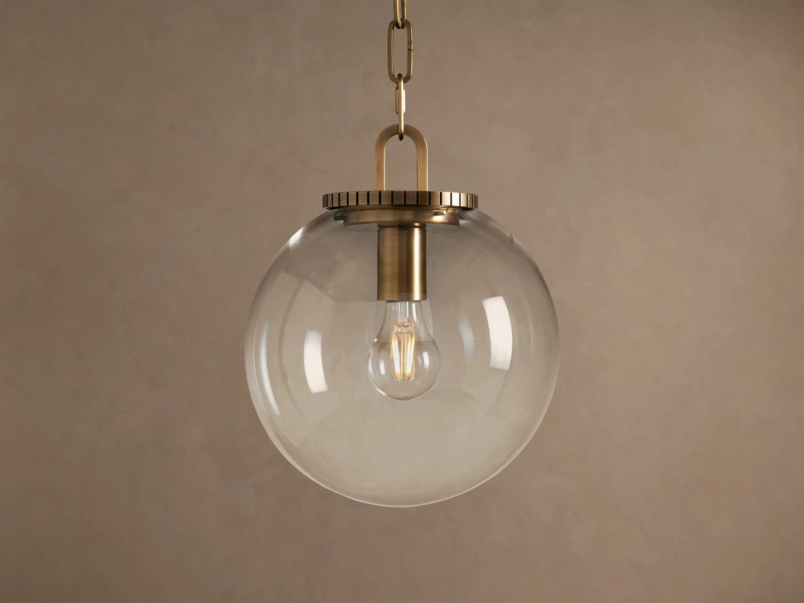 6610031001KT_BXB260219 GV Glass Globe Pendant with Chain - Image 1