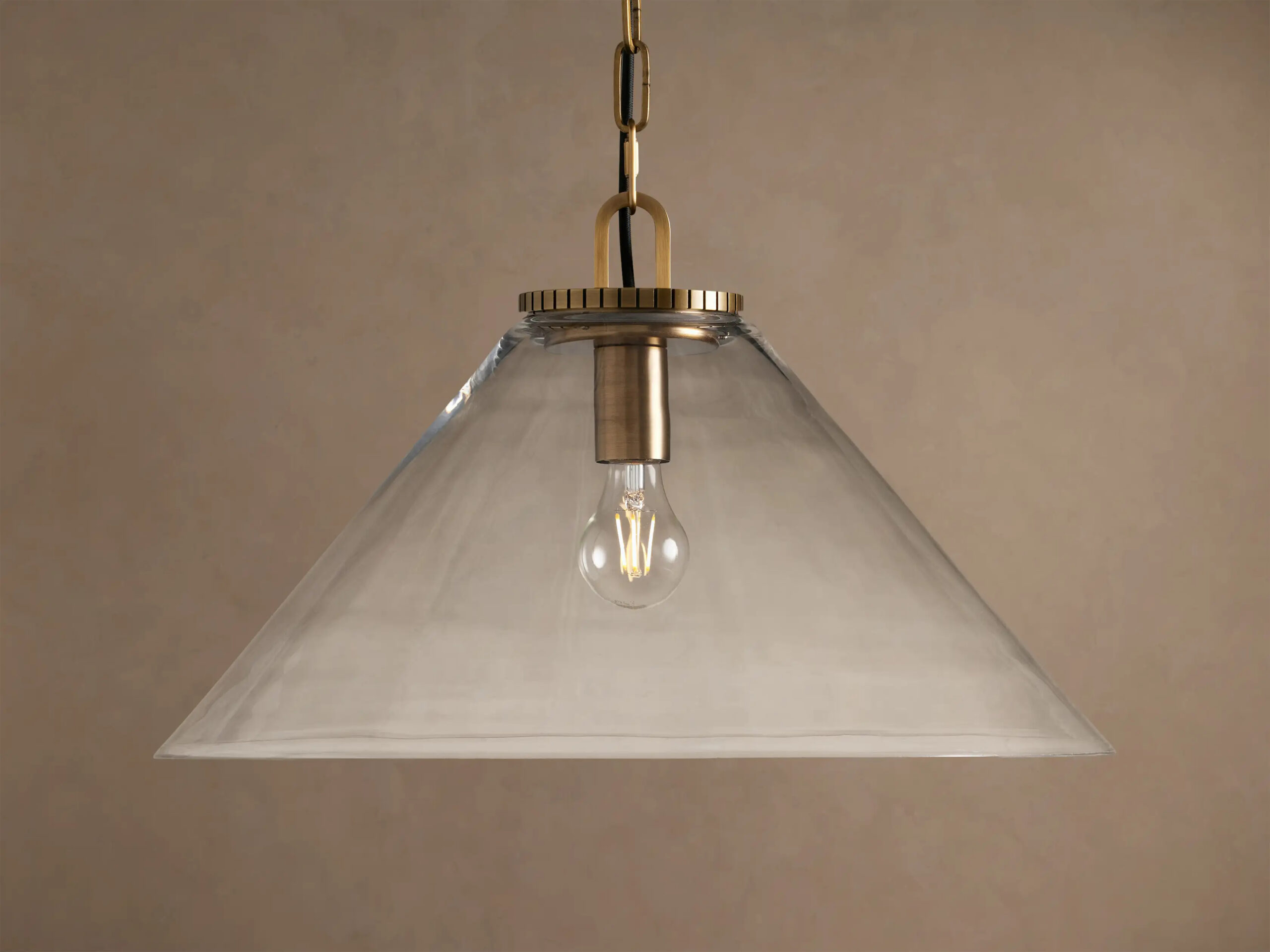 6610031097KT_BXI260220 GV Brass Cone Pendant with Clear Glass and Chain - Image 1