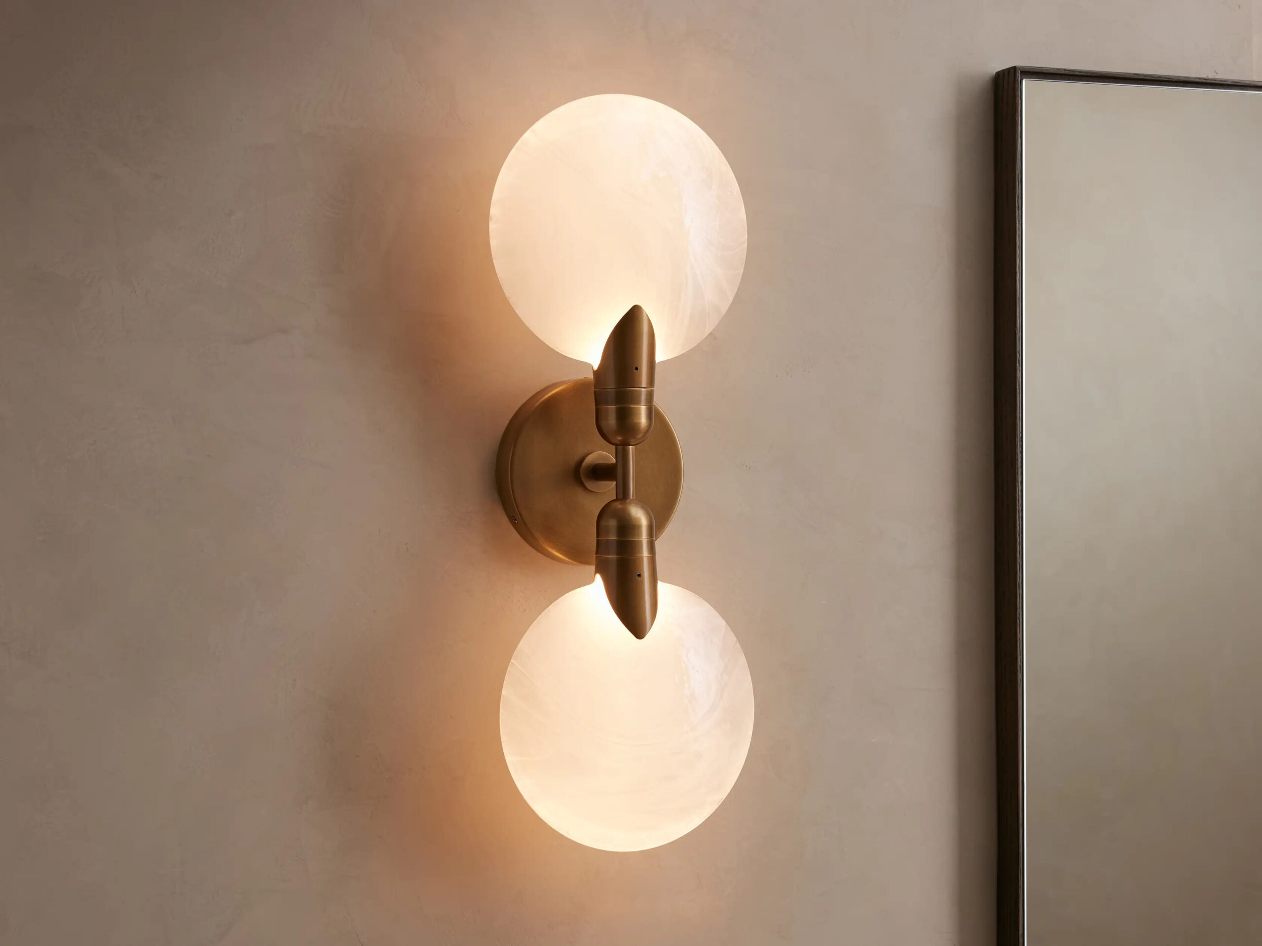 6610031H168_BG250513 GV Lyla Glass Brass Sconce Double Wall Light - Image 1