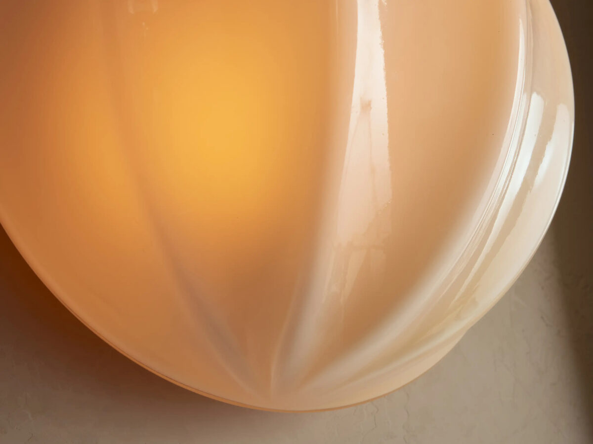 GV Brass Glass Sconce Agnes Clamshell Wall Light - Image 3