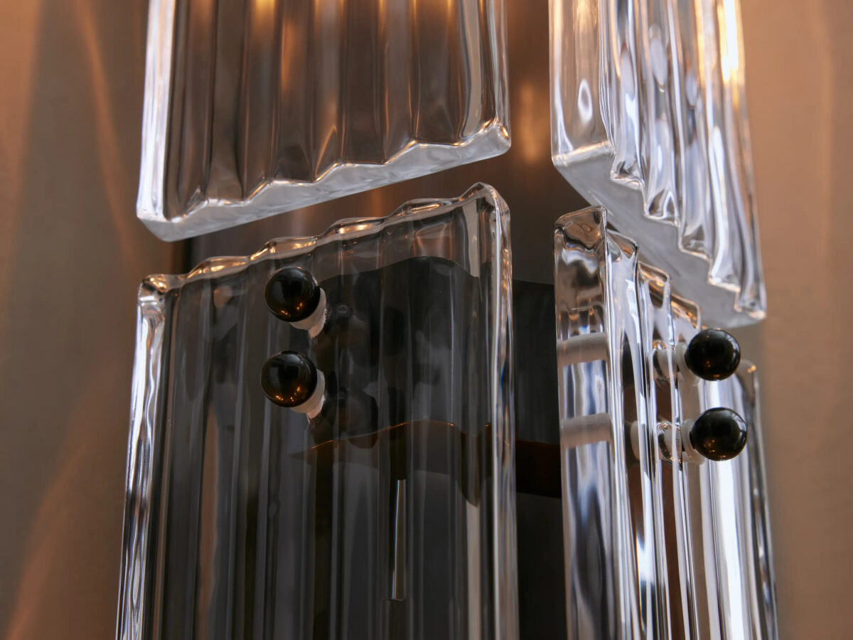 GV Reeded Glass Sconce Double Wall Light - Image 3