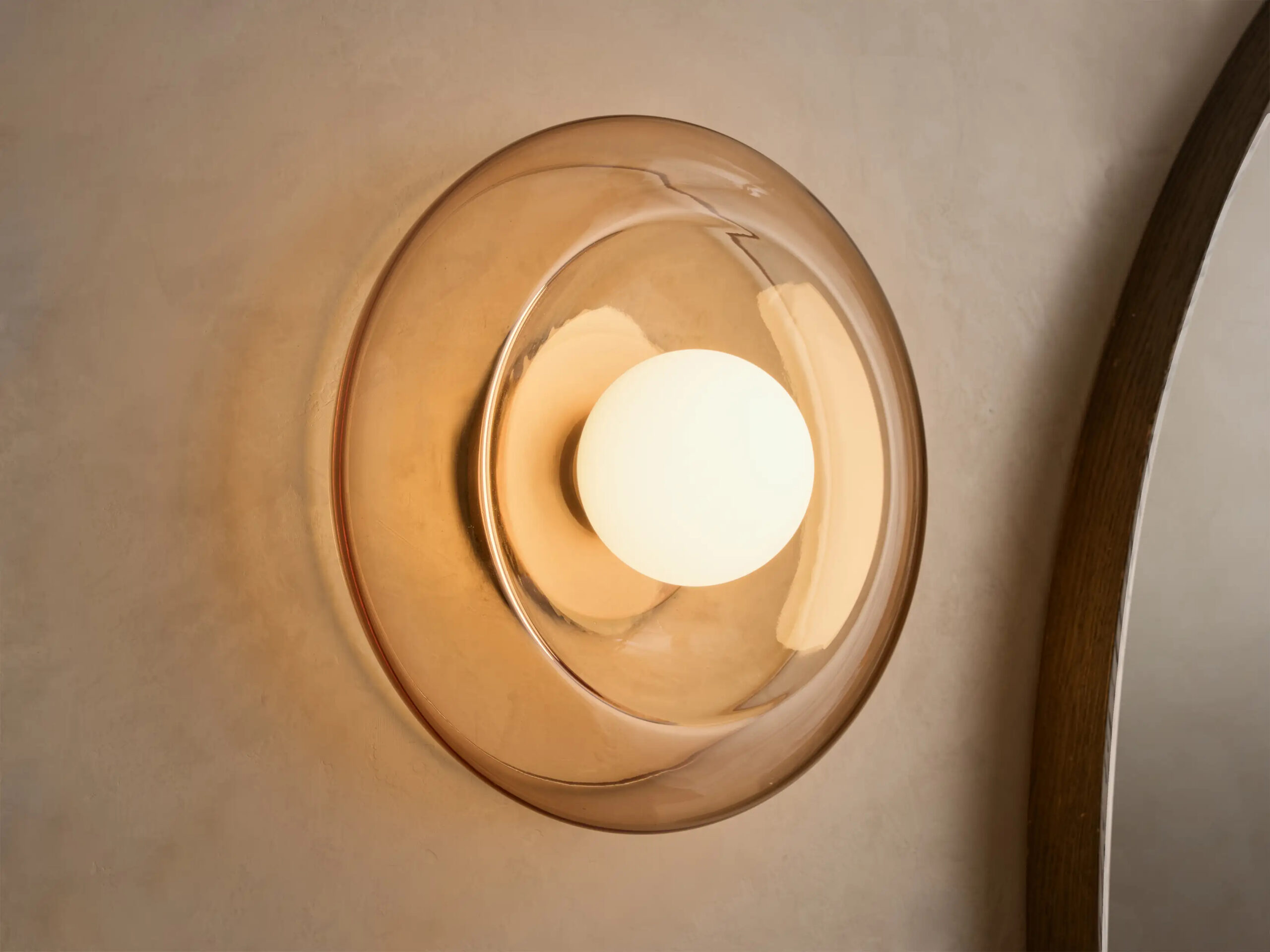 6610031H309_GK260422 GV Modern Glass Sconce Brown Glass Wall Light - Image 1