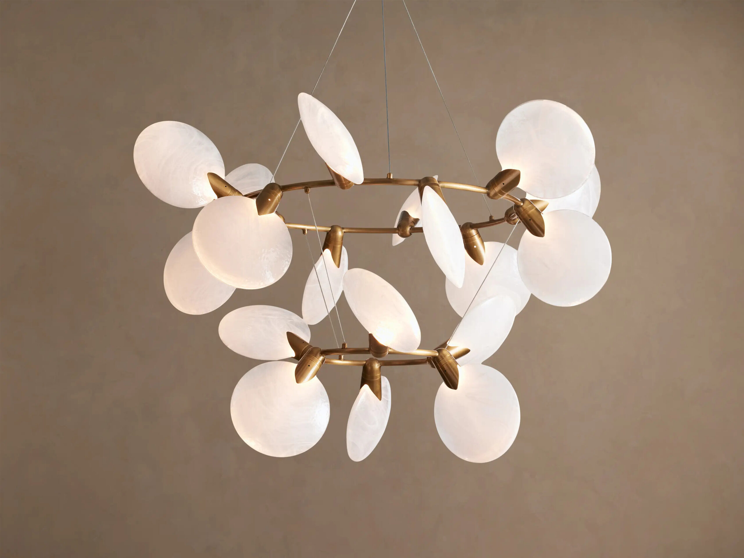 6610031H650_BXW260113 GV Lyla Modern Brass Light Chandelier - Image 1