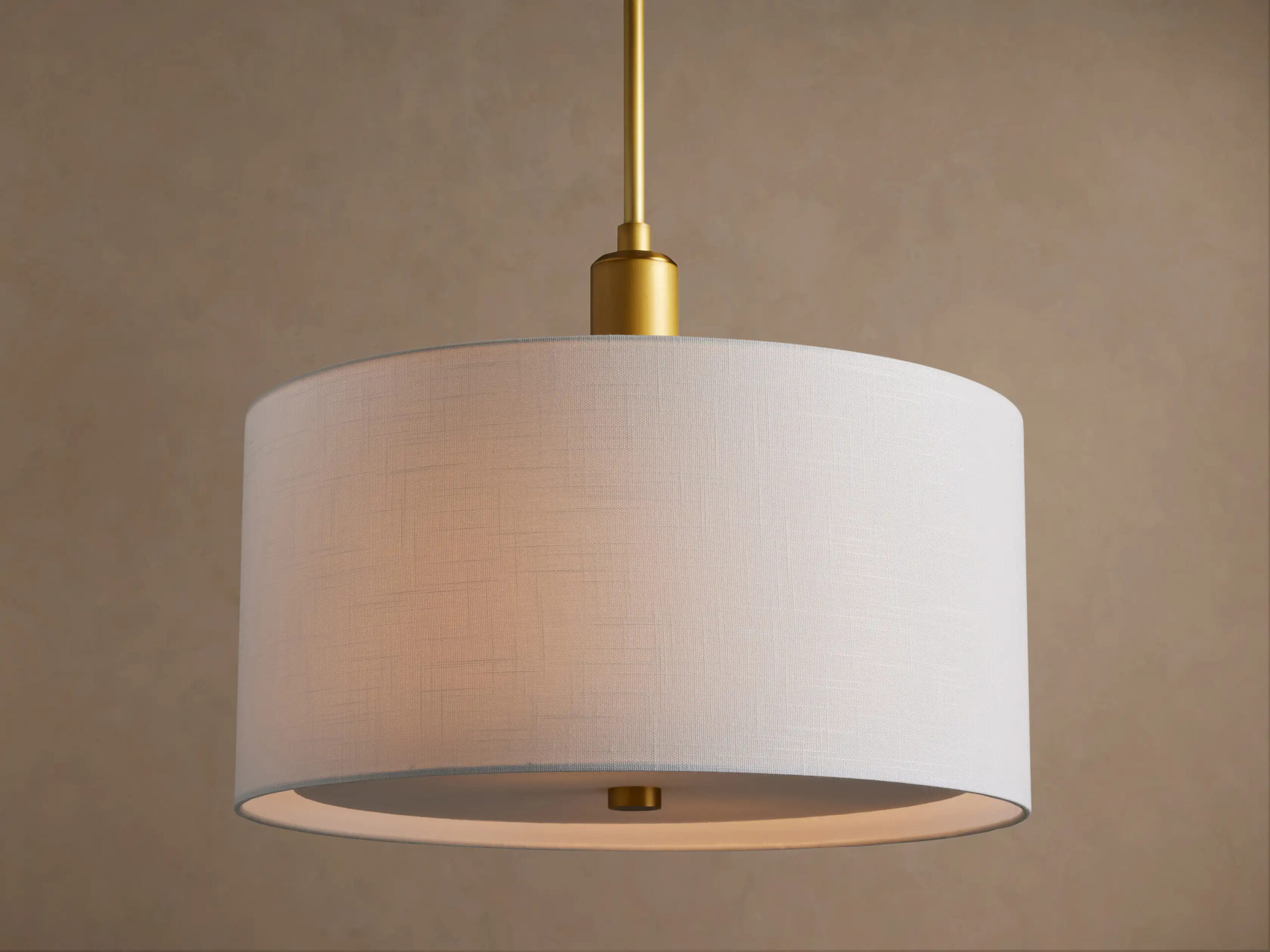 6610071H17_CKT260113 GV Linden Brass Linen Pendant - Image 1
