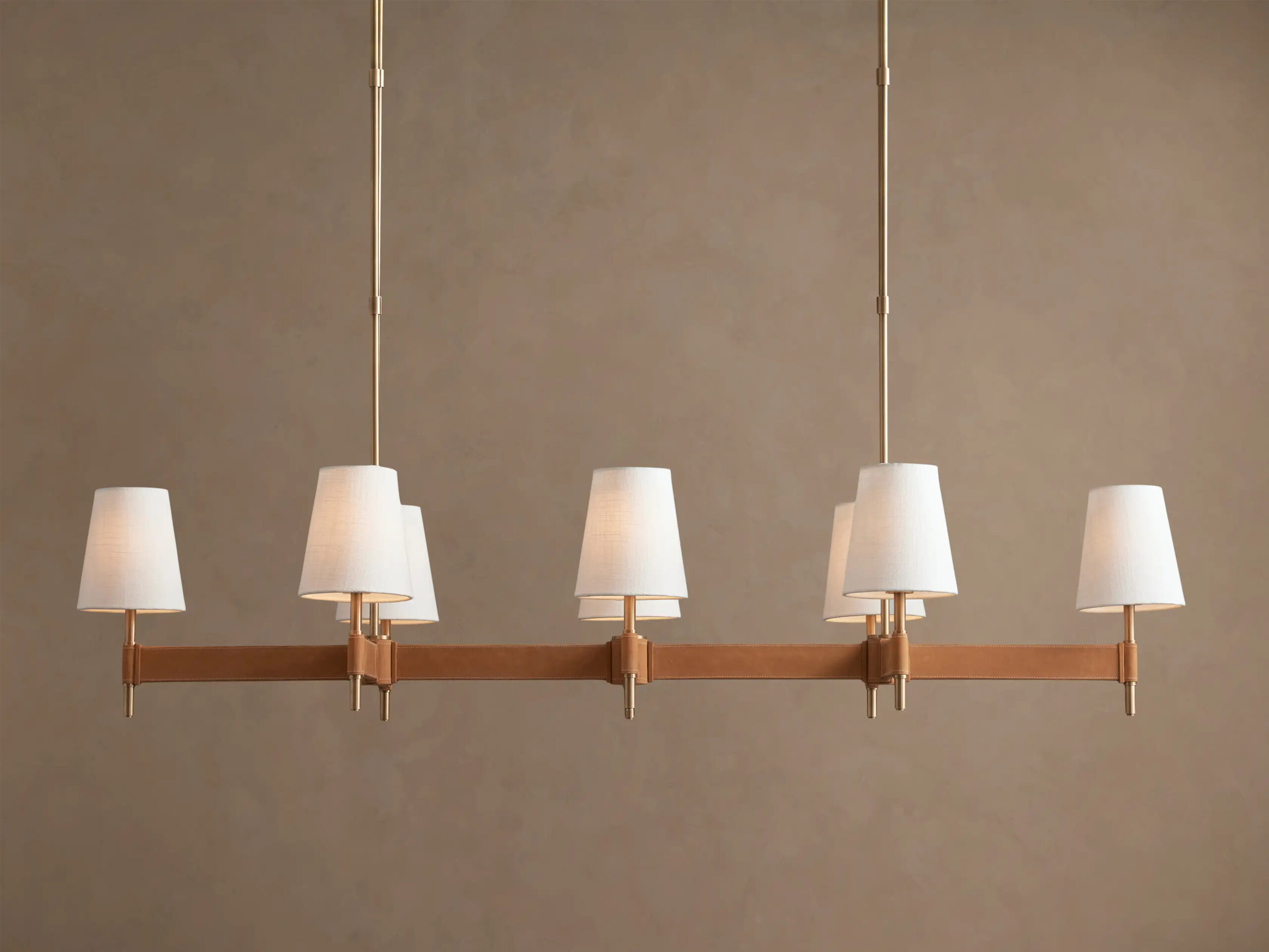 6610109H02_CMU260113 GV Modern Brass Light Linear Chandelier - Image 1