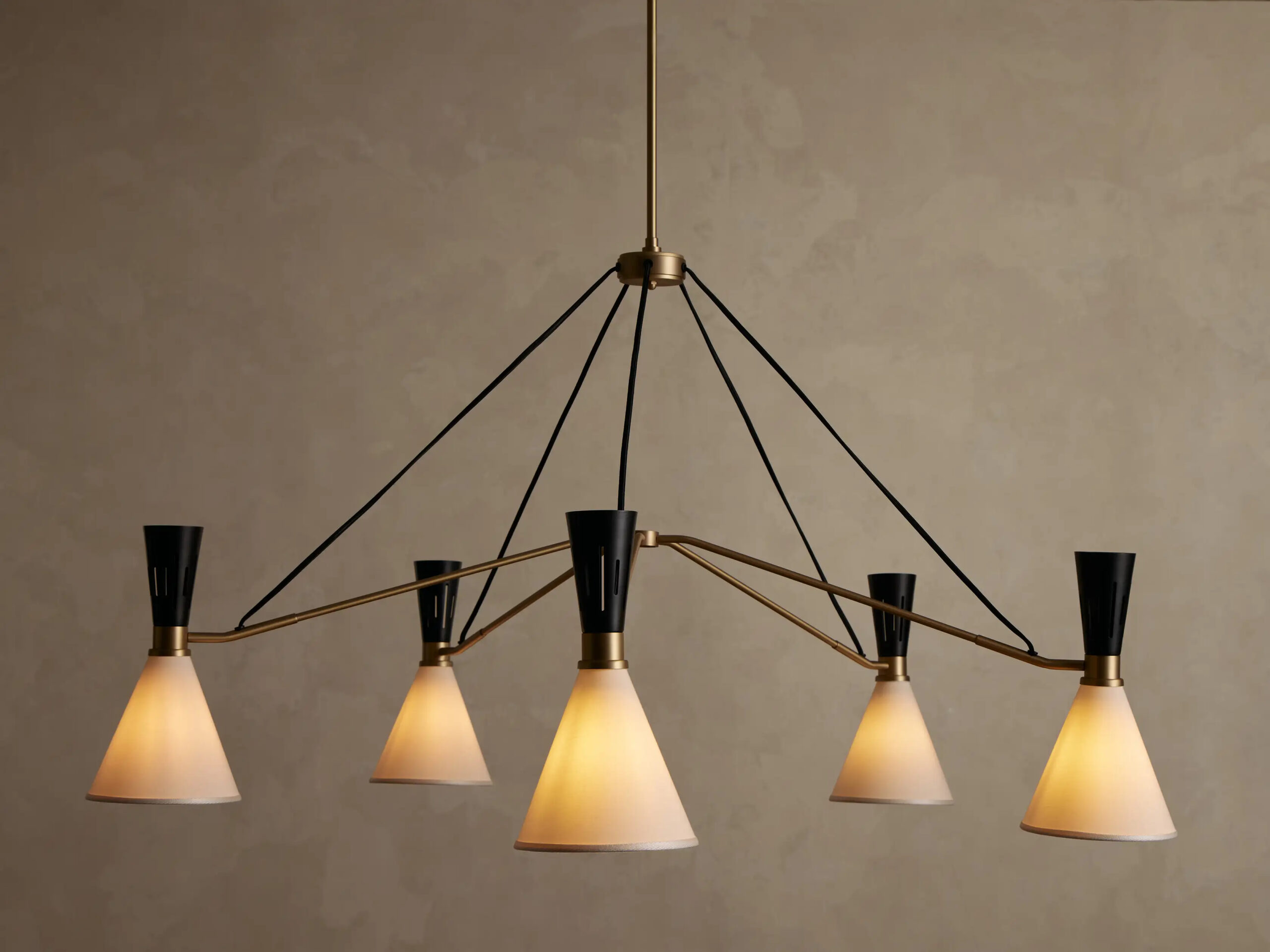 6610182H624_DI260305 GV Brass Chandelier Ramsey Round 5 Light - Image 1