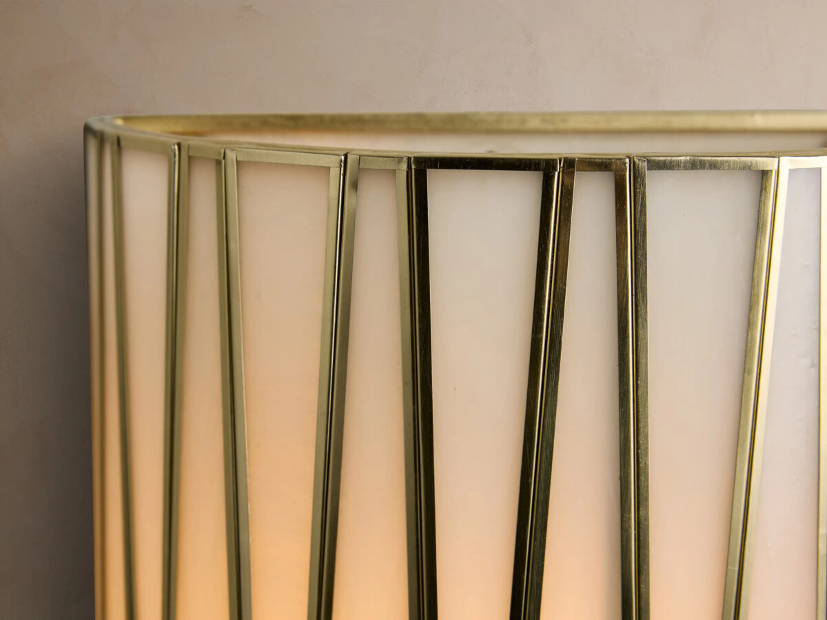 GV Brass Wall Sconce with Translucent Glass - Image 5