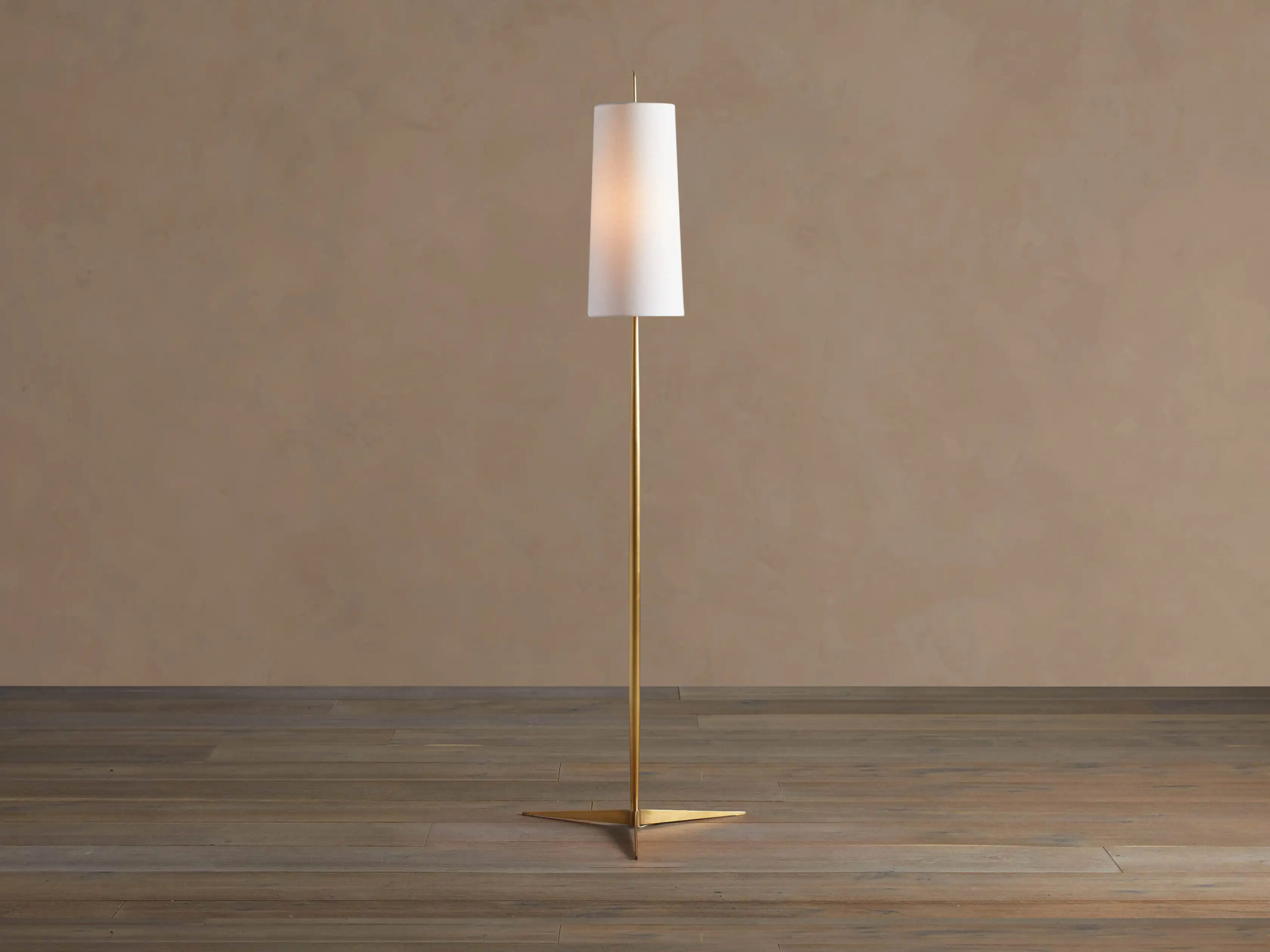 66230L187KT_BA260112 GV Lancia Brass Floor Lamp with Linen Shade - Image 1