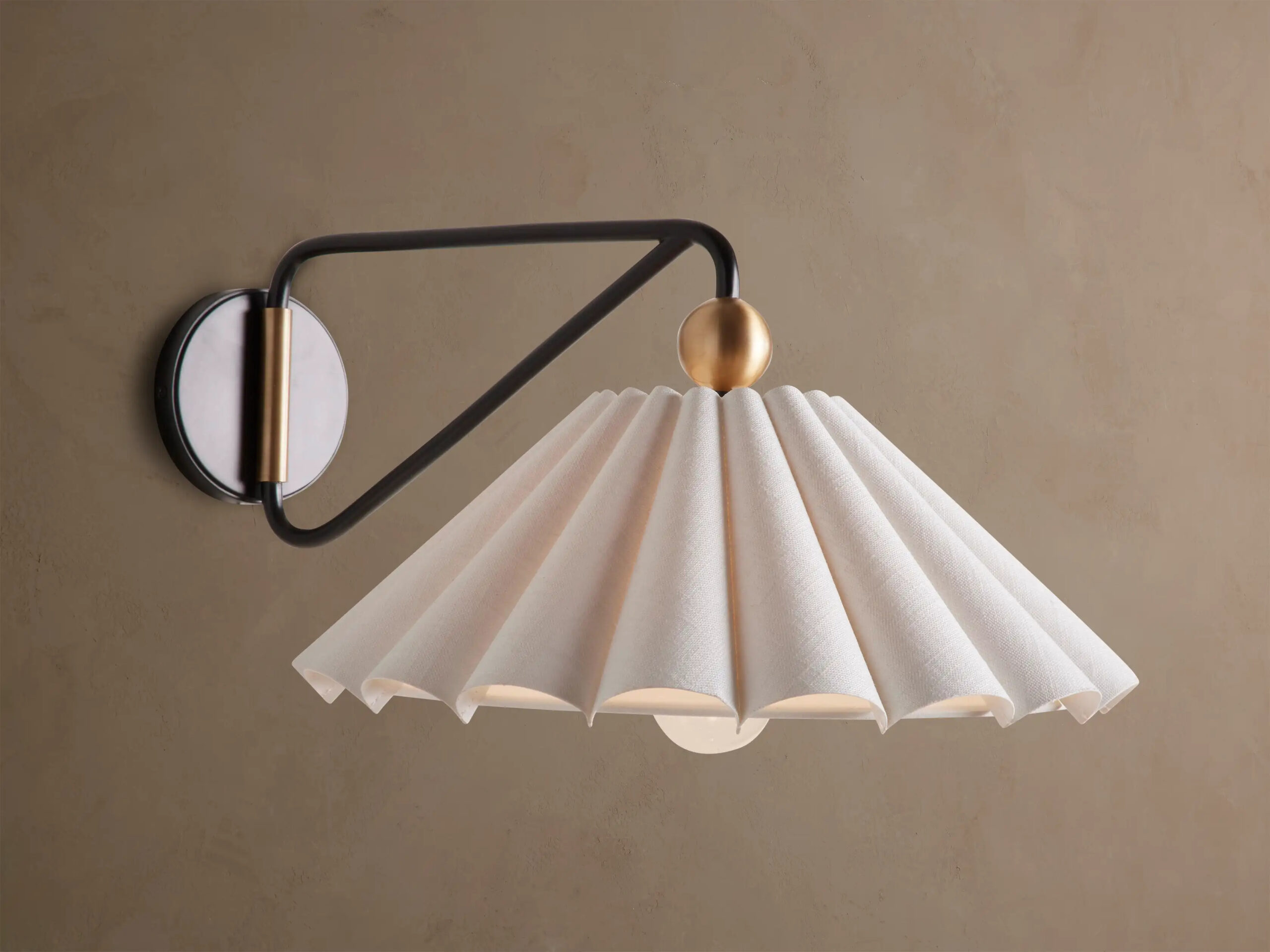 663507H452KT_BAP260112 GV Haylen Brass Linen Sconce - Image 1