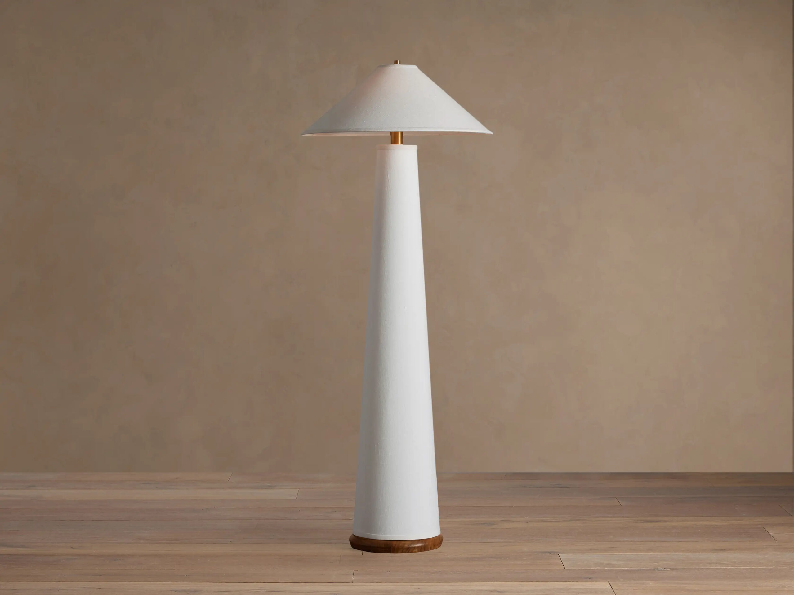 663507L702KT_BCO260112 GV Ombra Linen Floor Lamp with Teak and Brass Accents - Image 1