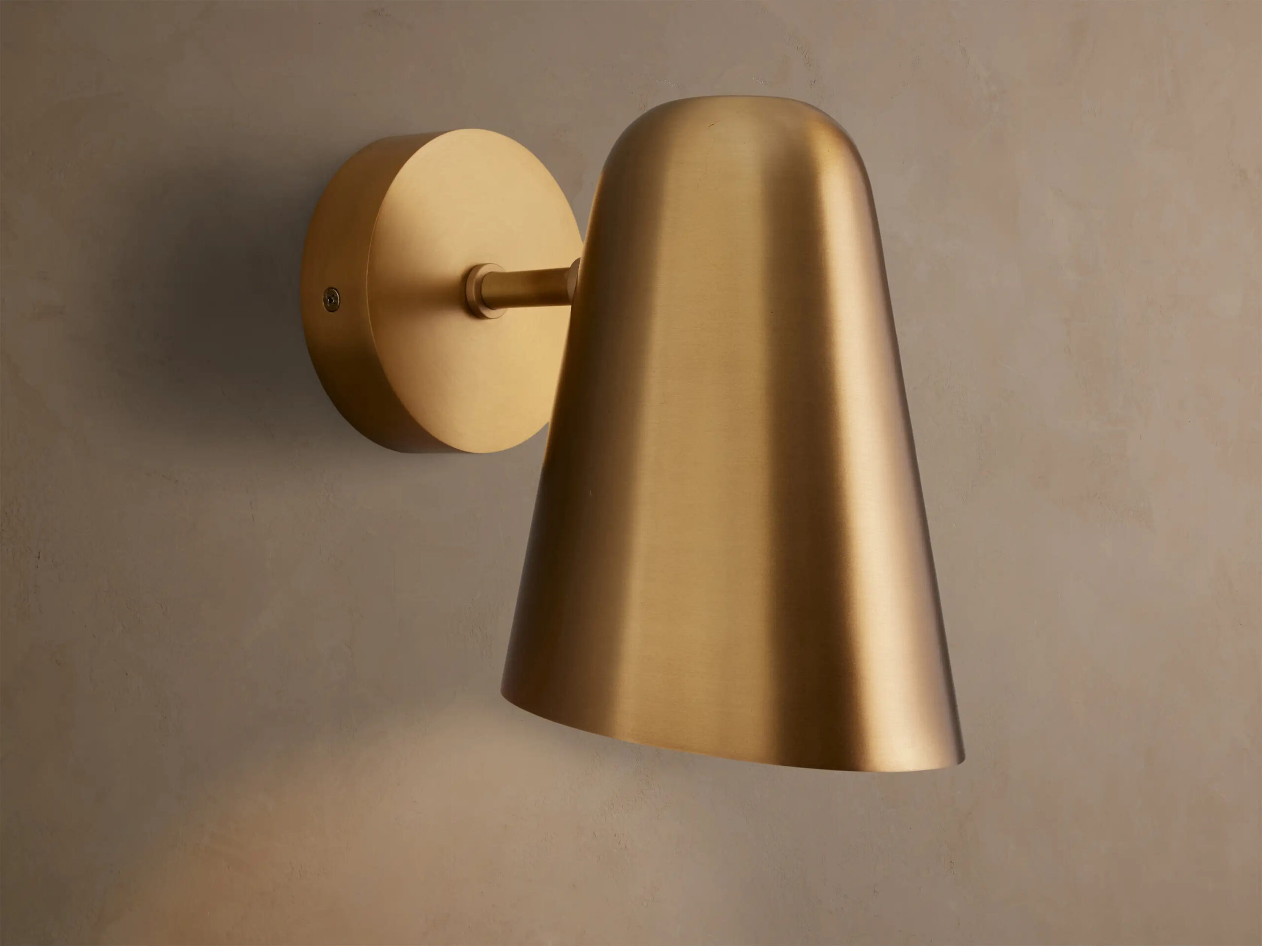66643H723_JN260113 GV Brass Wall Sconce with Conical Shade - Image 1